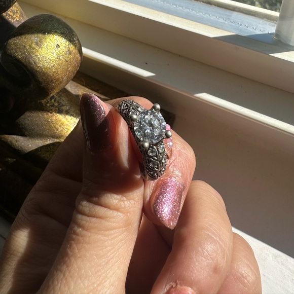 Silver elegant engagement ring - Picture 6 of 8